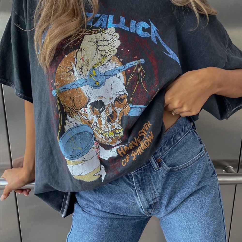 Urban Outfitters Tee - Brand New Never Worn NWT